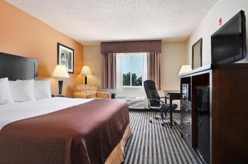 Baymont by Wyndham Dallas/ Love Field - image 22