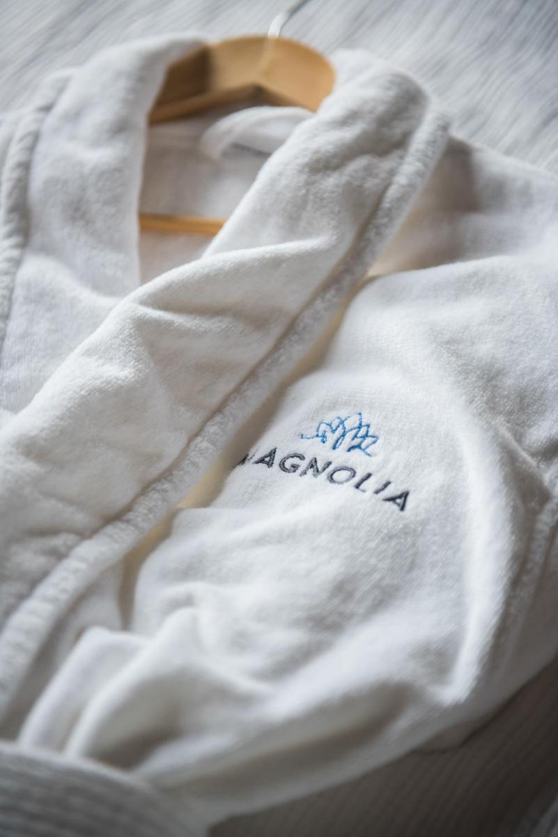 Magnolia Hotel Downtown Dallas - image 4