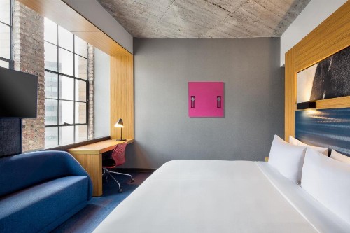 Aloft Dallas Downtown - image 18