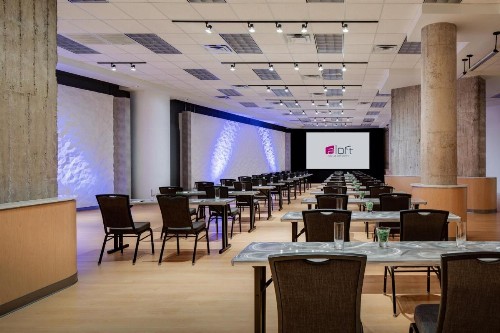 Aloft Dallas Downtown - image 23