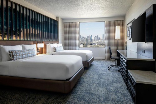 Renaissance Dallas Hotel - image 22