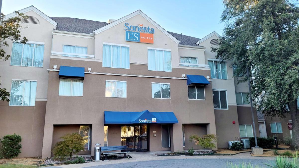 Sonesta ES Suites Dallas Market Center