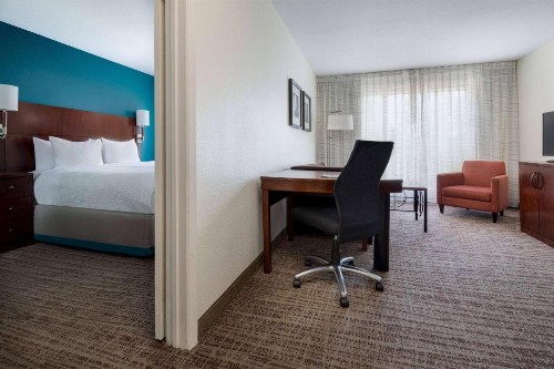 Sonesta ES Suites Dallas Market Center - image 7