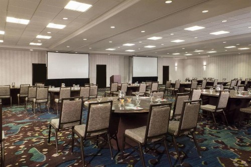 Dallas Marriott Suites Medical/Market Center - image 31