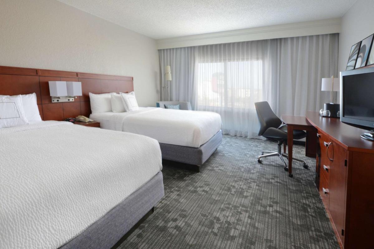 Sonesta Select Dallas Central Expressway - image 7