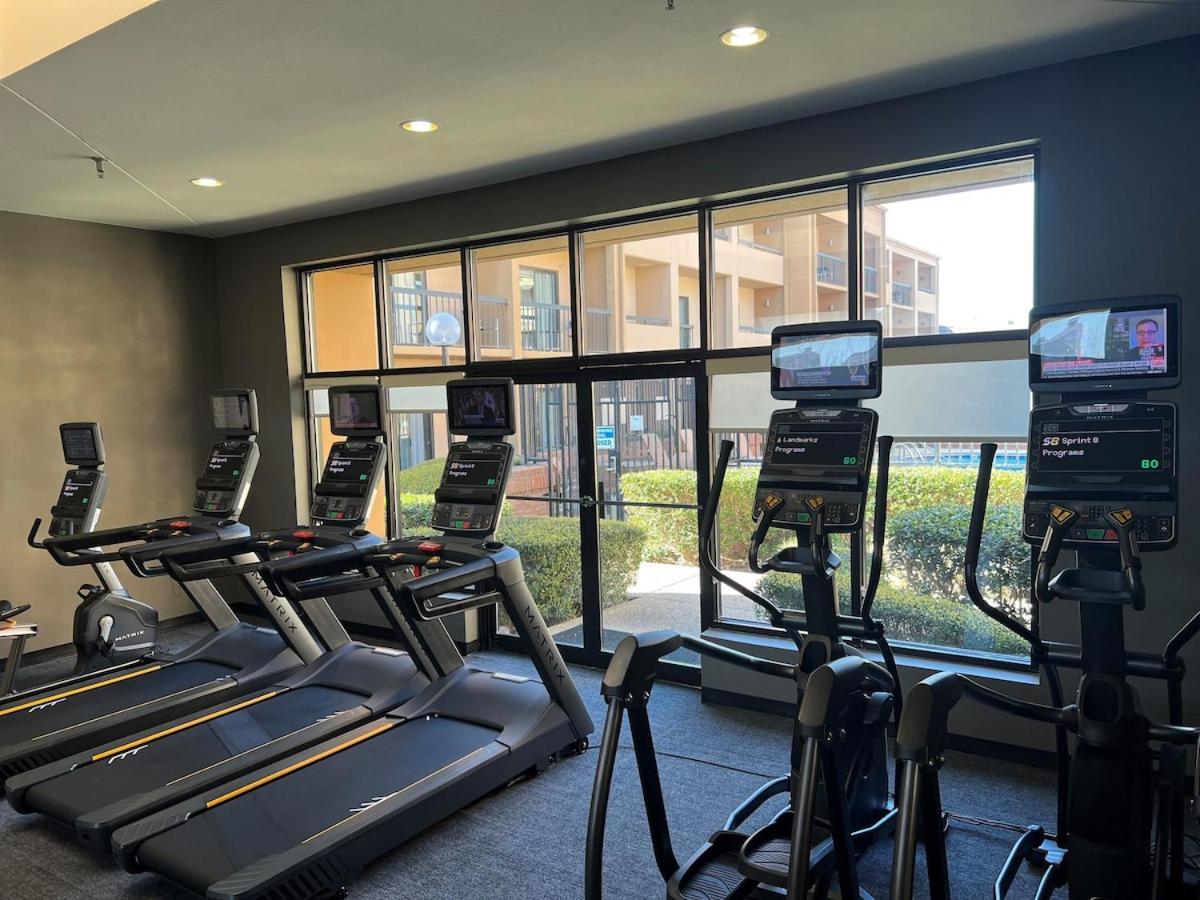 Courtyard by Marriott Dallas Northwest - image 3