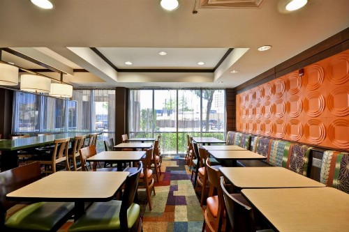Fairfield Inn & Suites Dallas Medical/Market Center - image 12