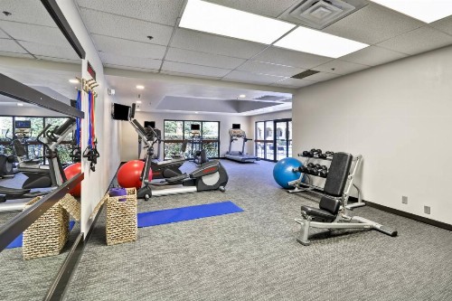 Fairfield Inn & Suites Dallas Medical/Market Center - image 6