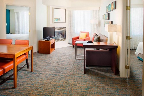 Residence Inn Dallas Park Central - image 11