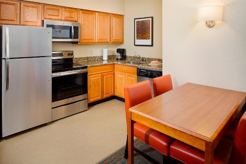 Residence Inn Dallas Park Central - image 13
