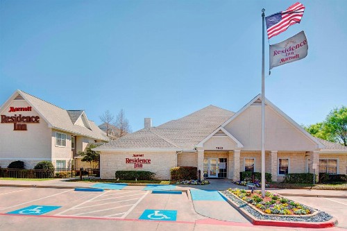 Residence Inn Dallas Park Central - image 2