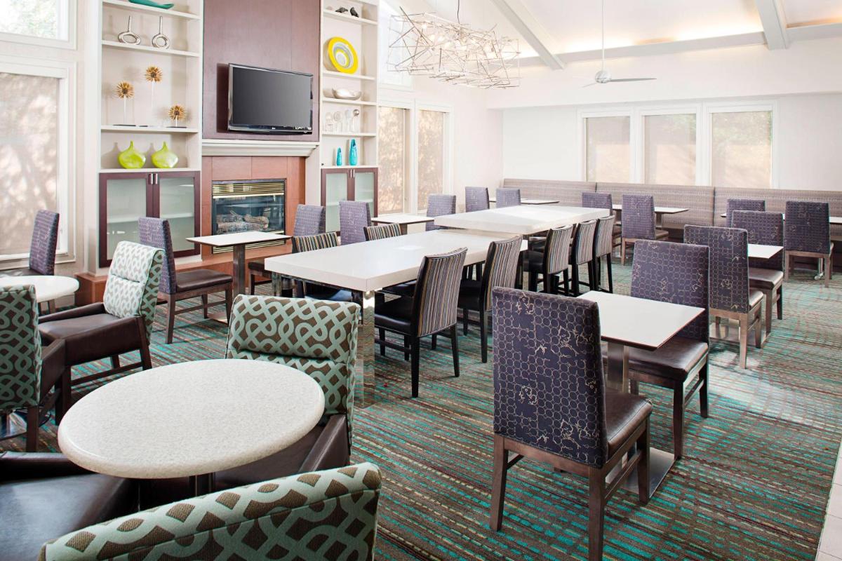 Residence Inn Dallas Park Central - image 4