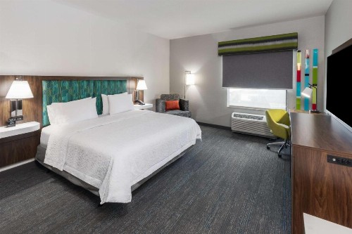 Hampton Inn & Suites Dallas I-30 Cockrell Hill TX - image 14