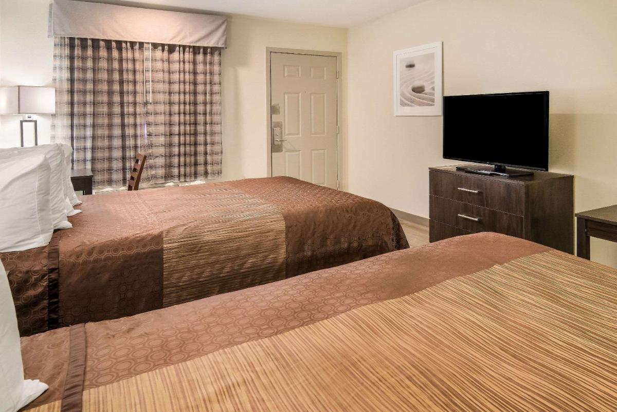 Quality Inn & Suites Dallas-Cityplace - image 4