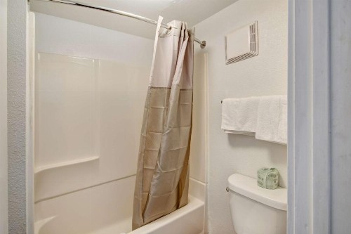 Motel 6-Dallas TX - Forest Lane - image 8