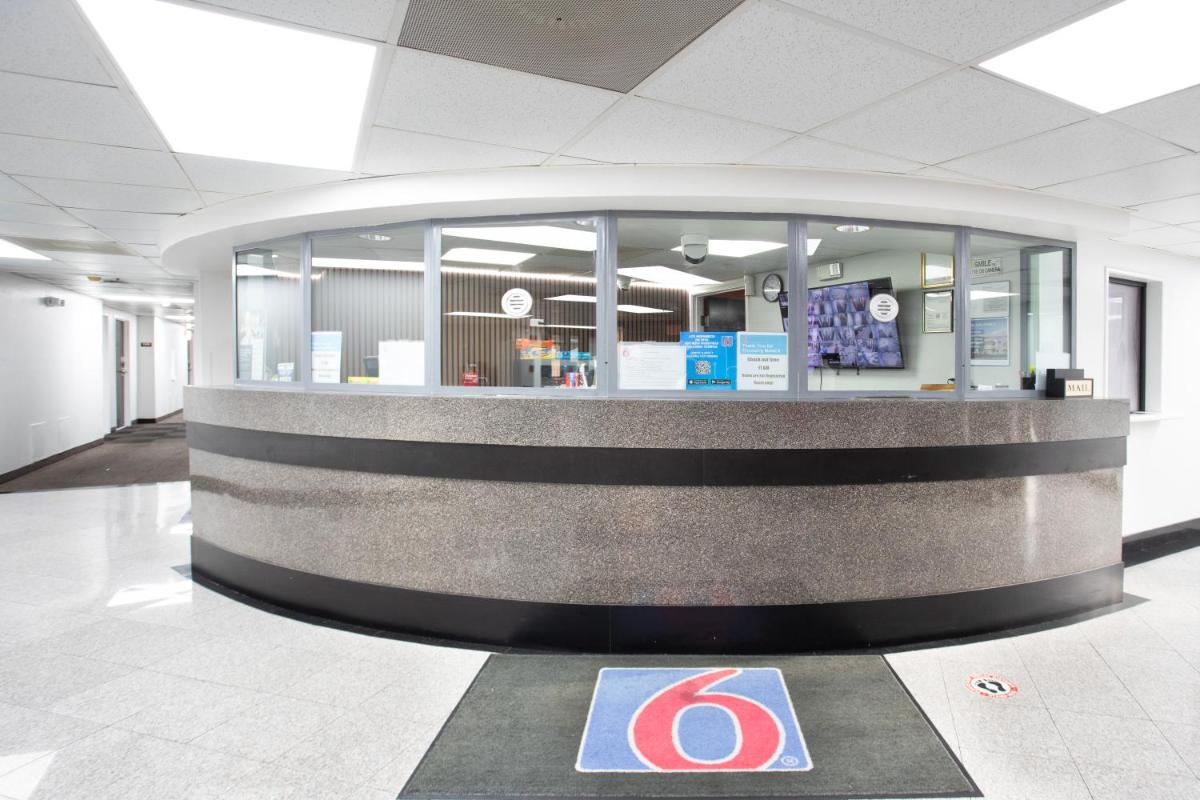 Motel 6 Dallas - Fair Park - image 3