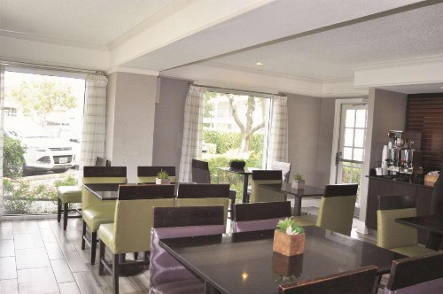 La Quinta Inn by Wyndham Dallas Uptown - image 44