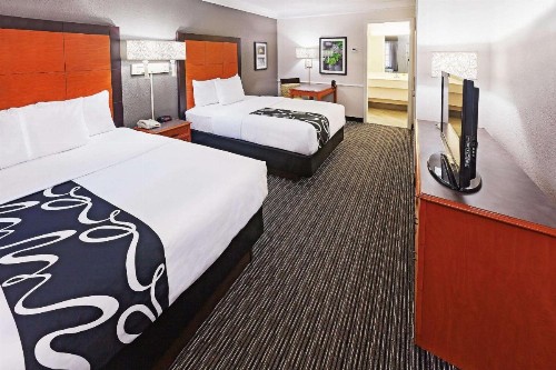 La Quinta Inn by Wyndham Dallas Uptown - image 50