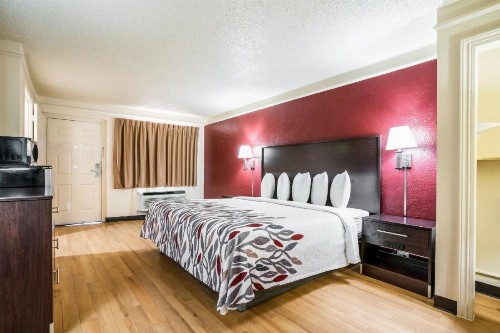 Red Roof Inn Dallas/Richardson - image 10