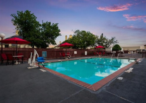 Red Roof Inn Dallas/Richardson - image 2