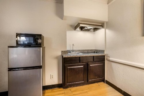 Red Roof Inn Dallas/Richardson - image 21