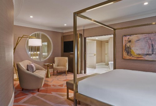 Hotel Crescent Court - image 11
