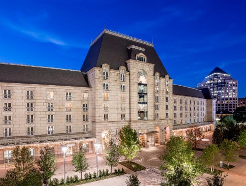 Hotel Crescent Court - image 22