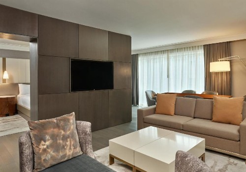 Hotel Crescent Court - image 47