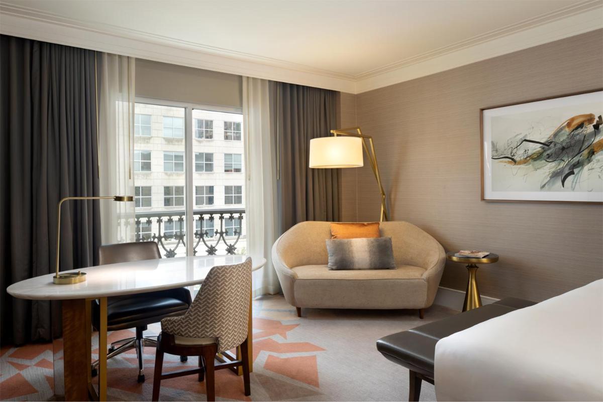 Hotel Crescent Court - image 6