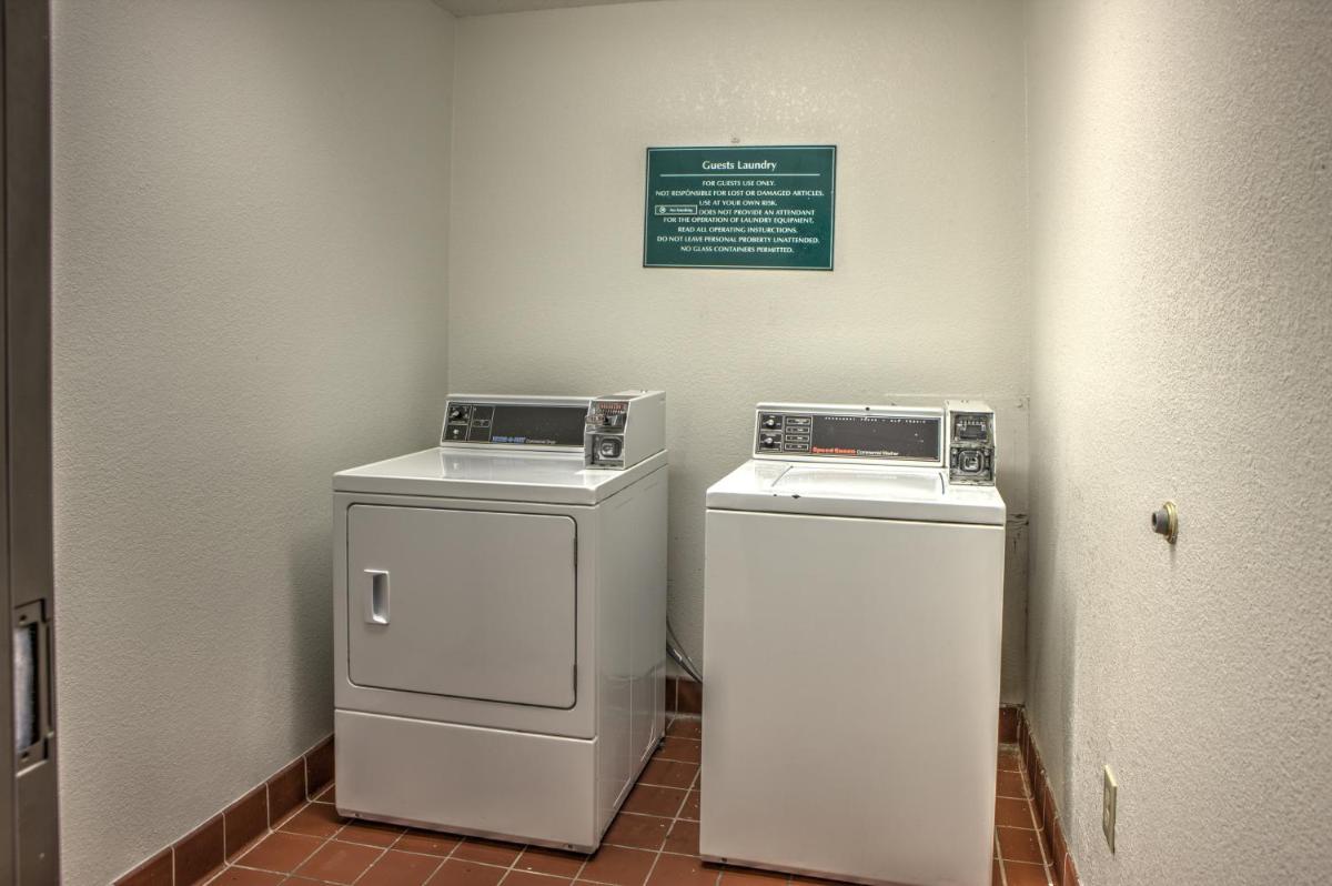 Motel 6-Dallas TX - Northwest - image 3
