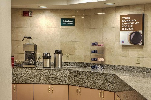 Motel 6-Dallas TX - Northwest - image 5