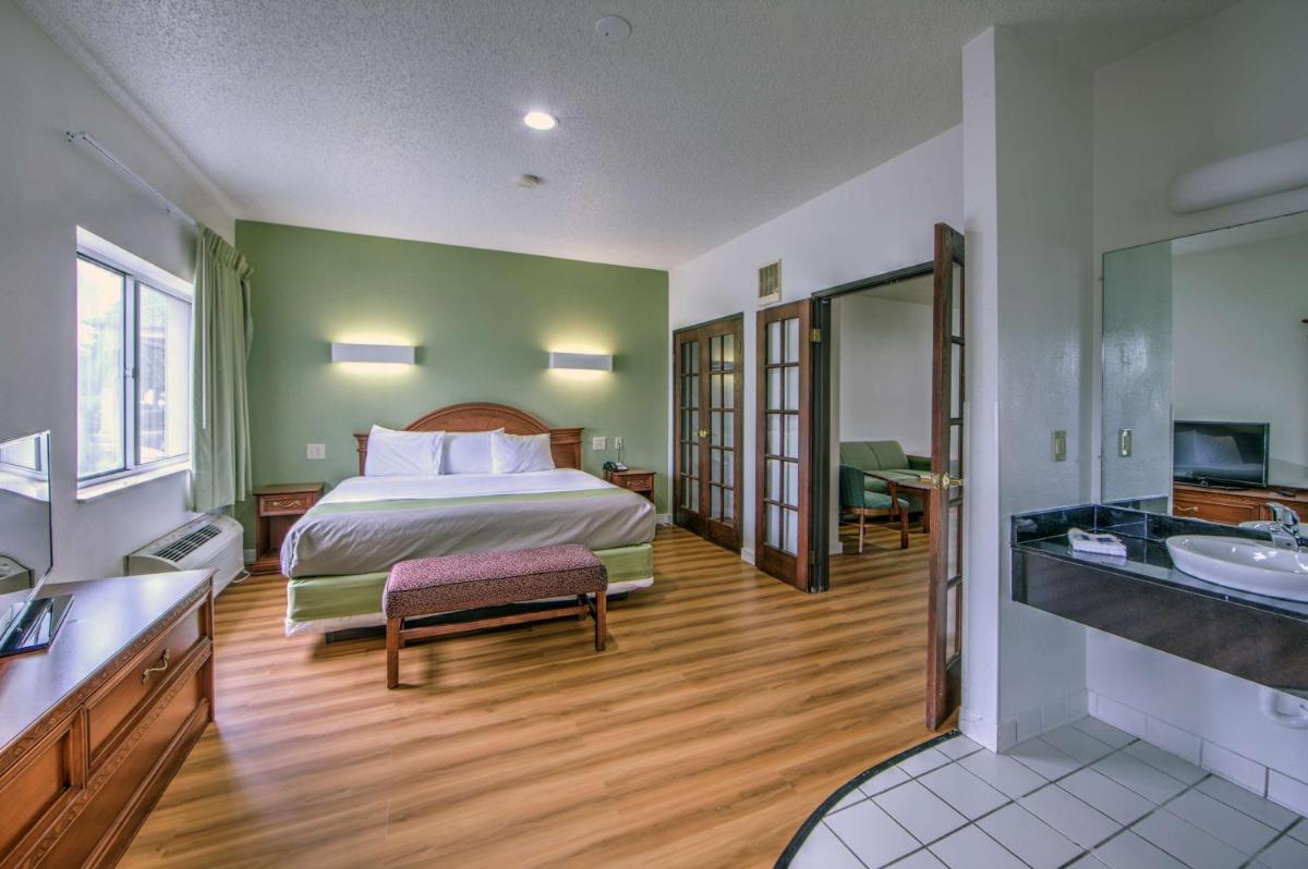 Motel 6-Dallas TX - Northwest - image 6