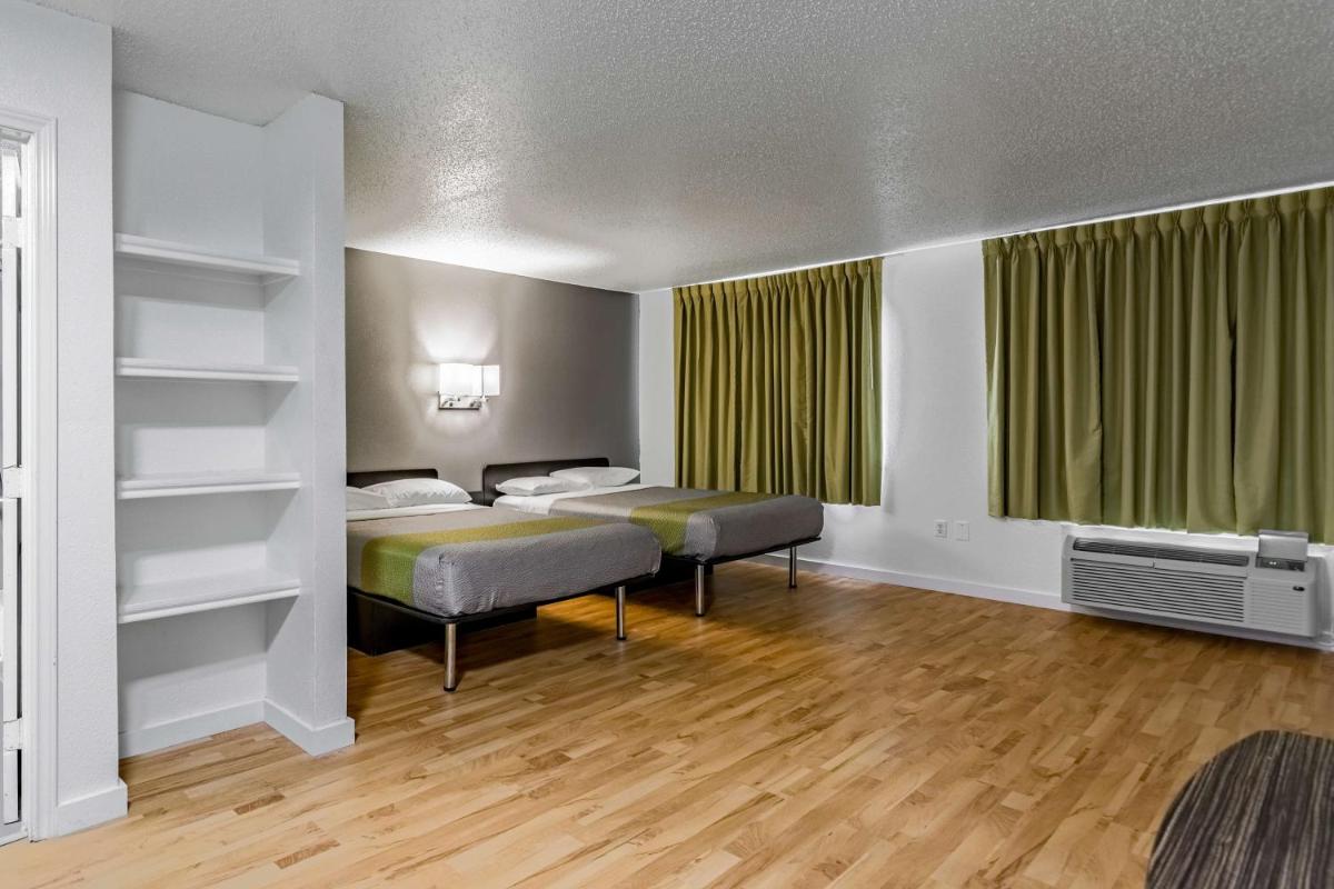 Studio 6-Dallas TX - image 5