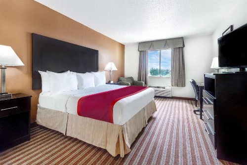 Days Inn & Suites by Wyndham Dallas - image 14