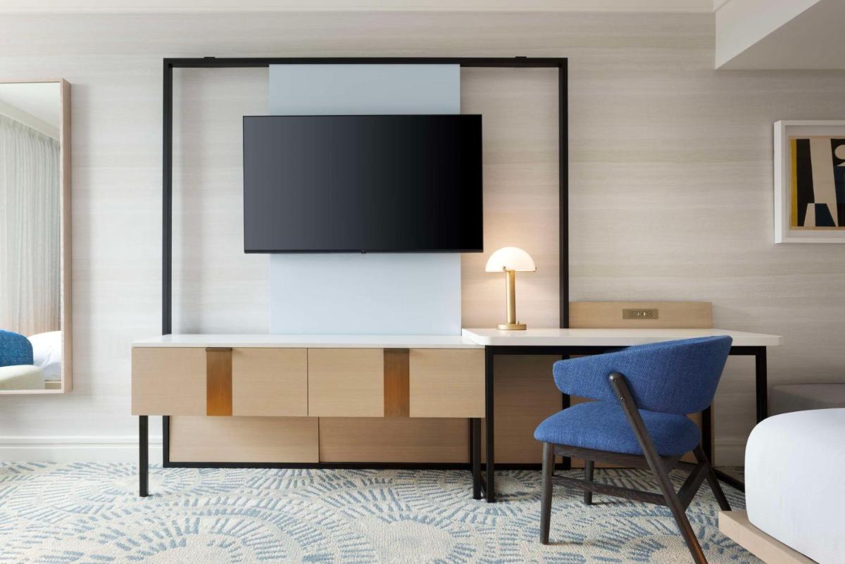 The Highland Dallas Curio Collection by Hilton - image 5