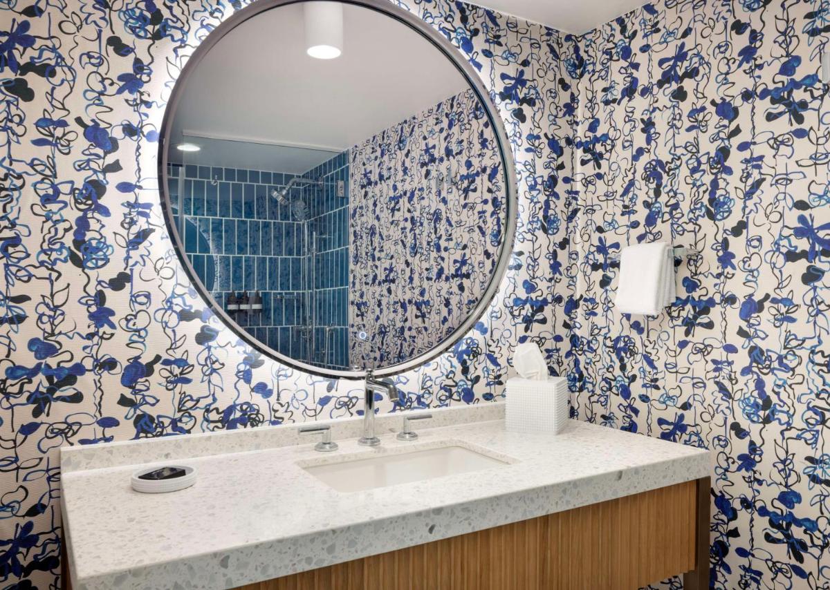 The Highland Dallas Curio Collection by Hilton - image 7