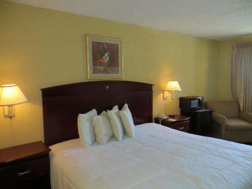 Welcome Inn - image 20