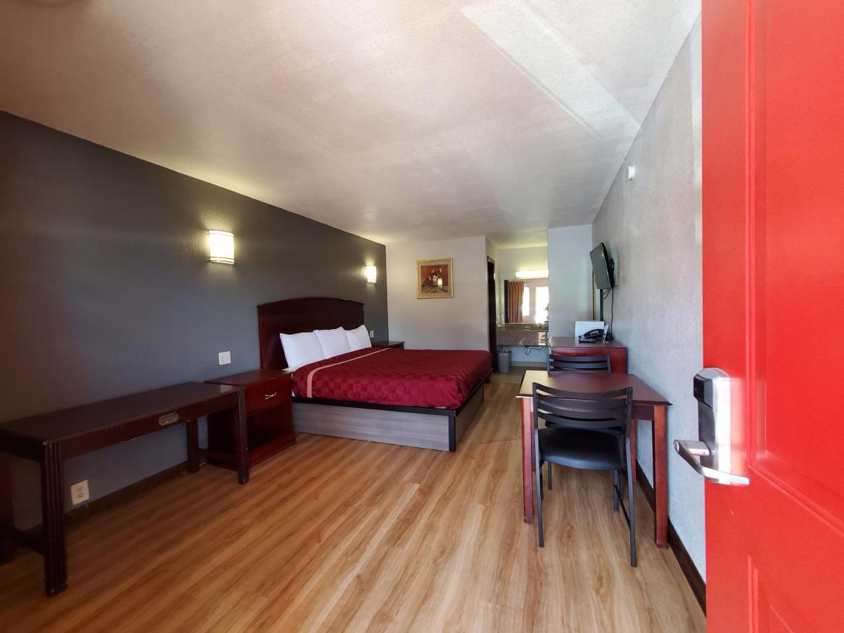 Welcome Inn - image 6