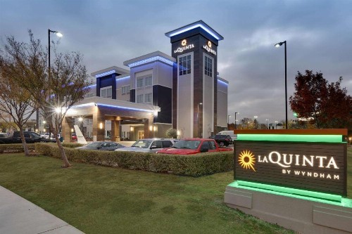 La Quinta by Wyndham Dallas Love Field - image 18