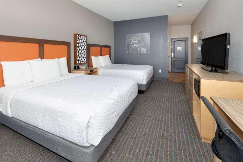 La Quinta by Wyndham Dallas Love Field - image 19