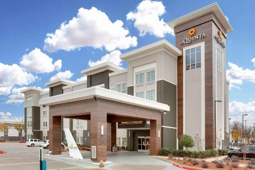 La Quinta by Wyndham Dallas Love Field - image 25