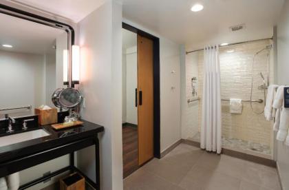 The Beeman Hotel - image 16