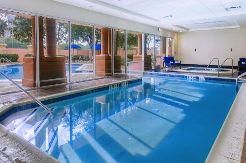 Sheraton Suites Market Center Dallas - image 13