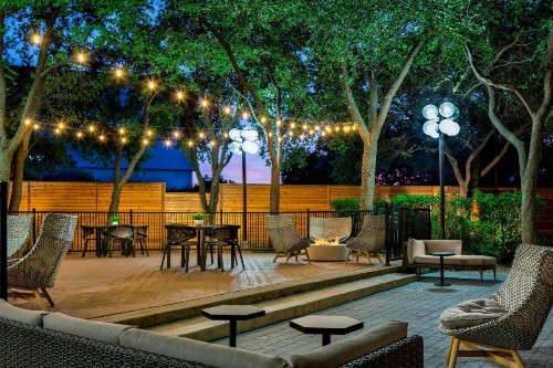 Sheraton Suites Market Center Dallas - image 22