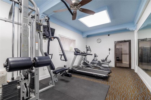 Best Western Market Center - image 16