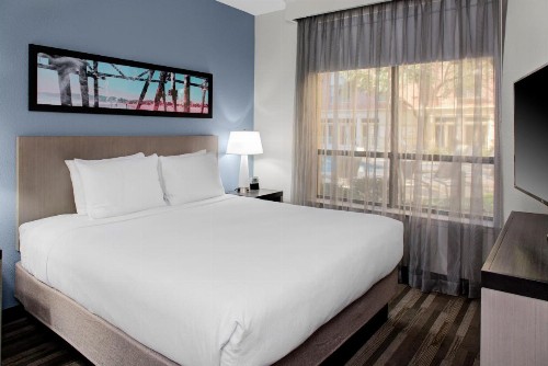 Hyatt House Dallas Lincoln Park - image 17