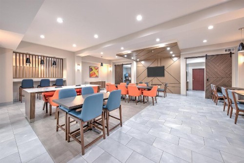 Holiday Inn Express Hotel & Suites Dallas West an IHG Hotel - image 21