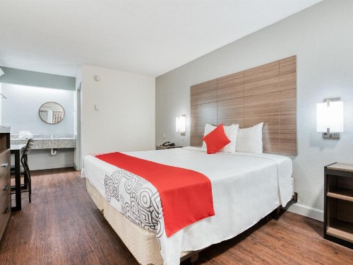 Dallas Love Field Inn - image 17