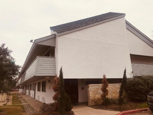 Dallas Love Field Inn - image 50