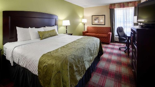 Best Western Plus Addison/Dallas Hotel - image 16